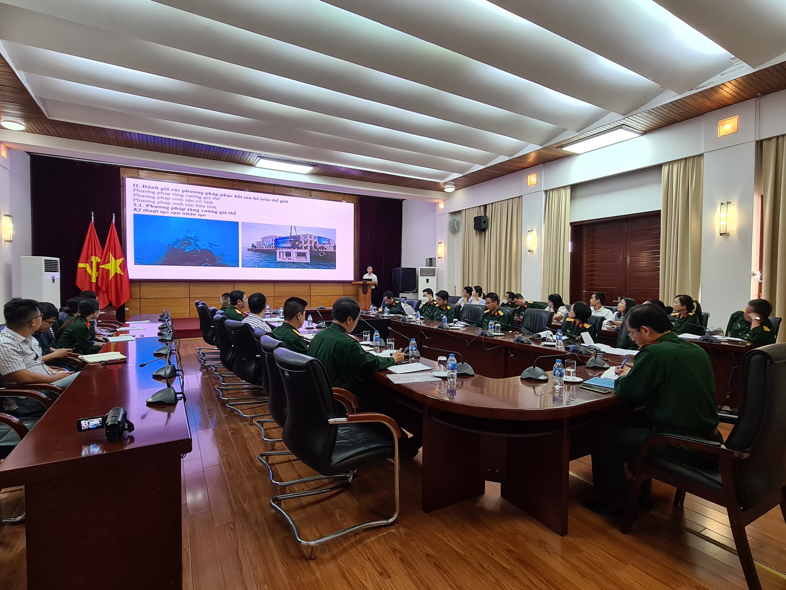 Trung tâm Nhiệt đới Việt - Nga tổ chức hội thảo về các vấn đề phục hồi san hô