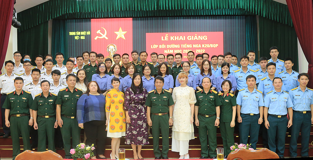 TTNĐ Việt-Nga, đào tạo