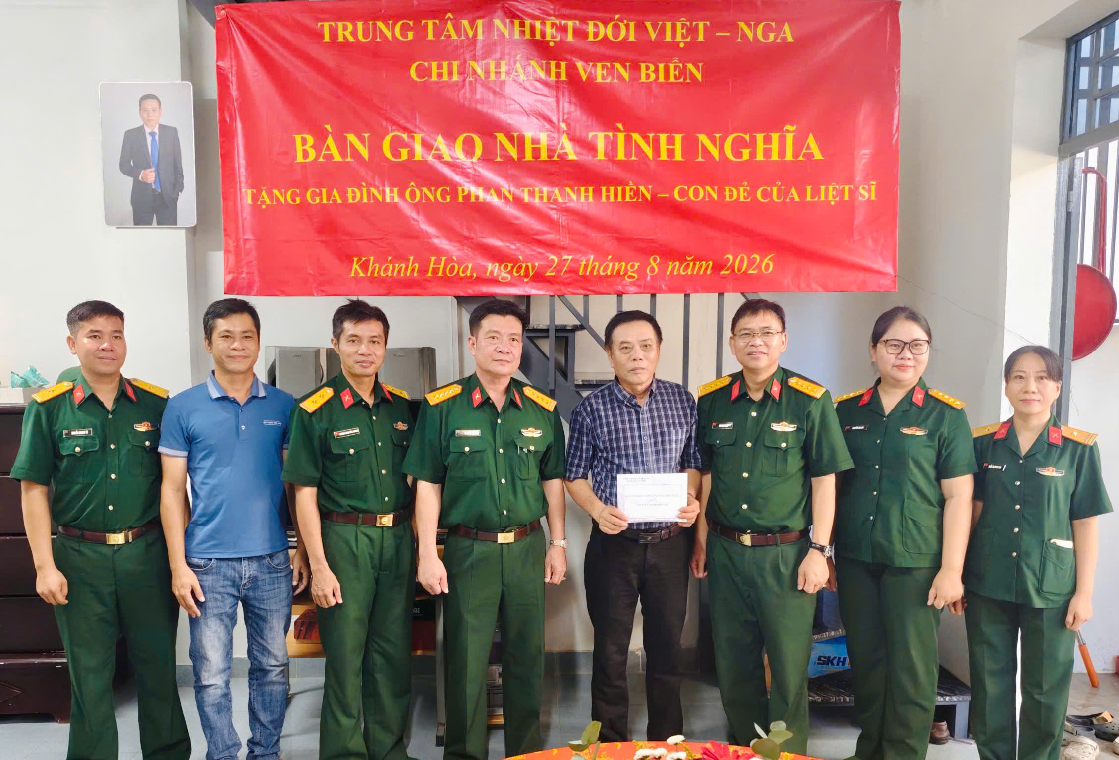 Ấm tình quân - dân trong những ngôi nhà tình nghĩa