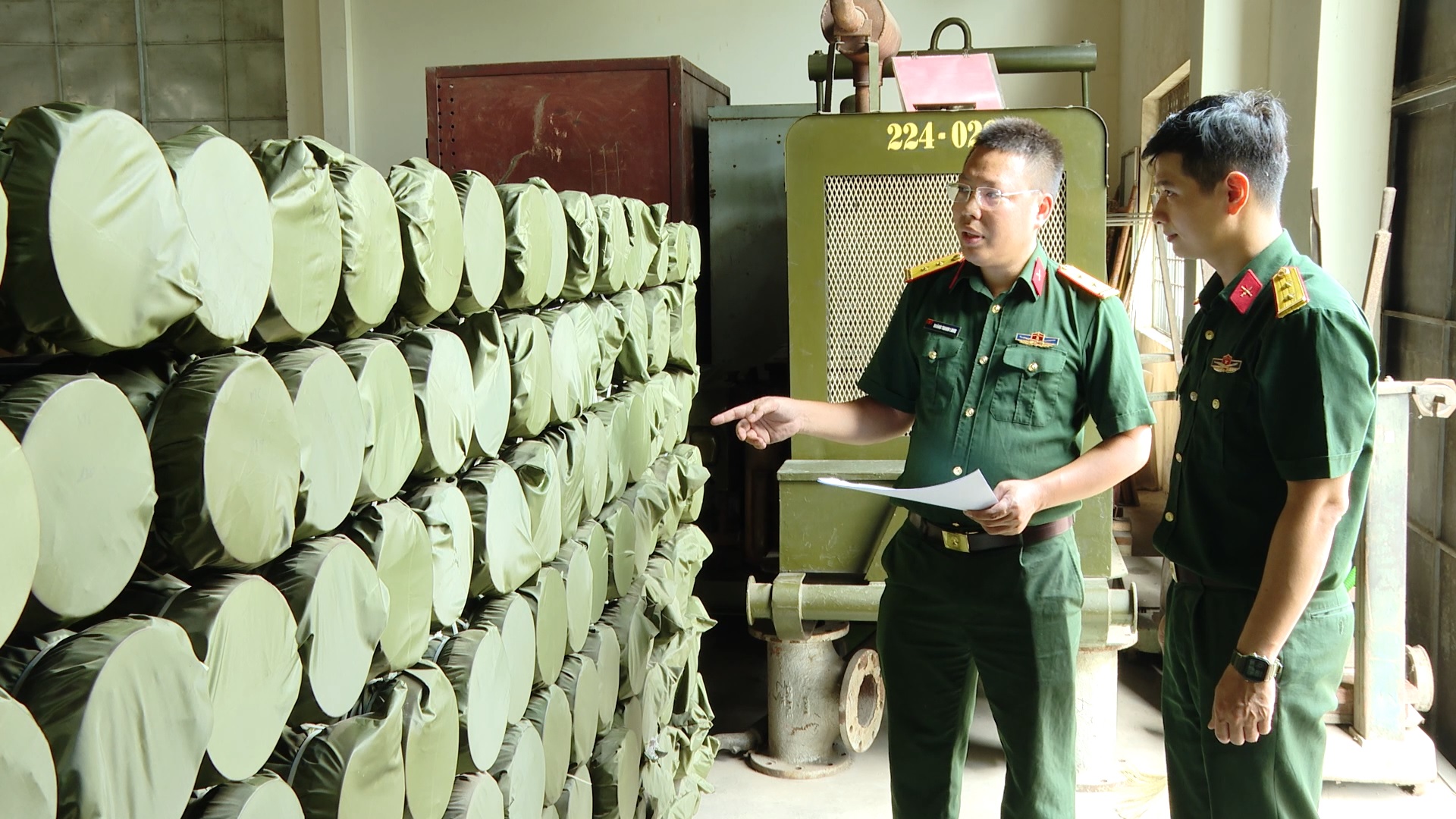 Chất ức chế ăn mòn bay hơi VNI-10S bảo quản vũ khí trang bị kỹ thuật
