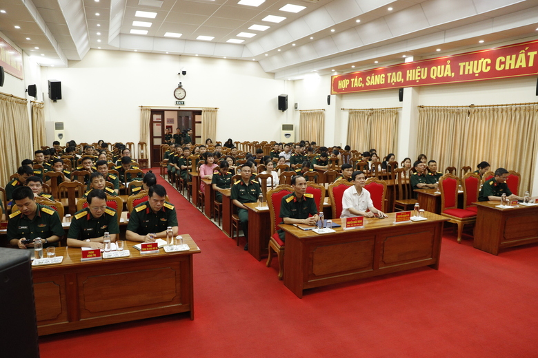 Trung tâm Nhiệt đới Việt - Nga tổ chức Hội nghị tuyên truyền kỷ niệm 70 năm chiến thắng Điện Biên Phủ và Hội nghị Thông tin khoa học quân sự hưởng ứng “Ngày sách và văn hóa đọc Việt Nam” năm 2024