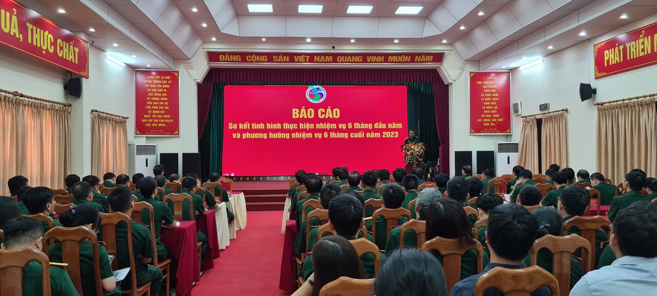 Trung tâm Nhiệt đới Việt - Nga tổ chức Hội nghị Quân chính 6 tháng đầu năm 2023