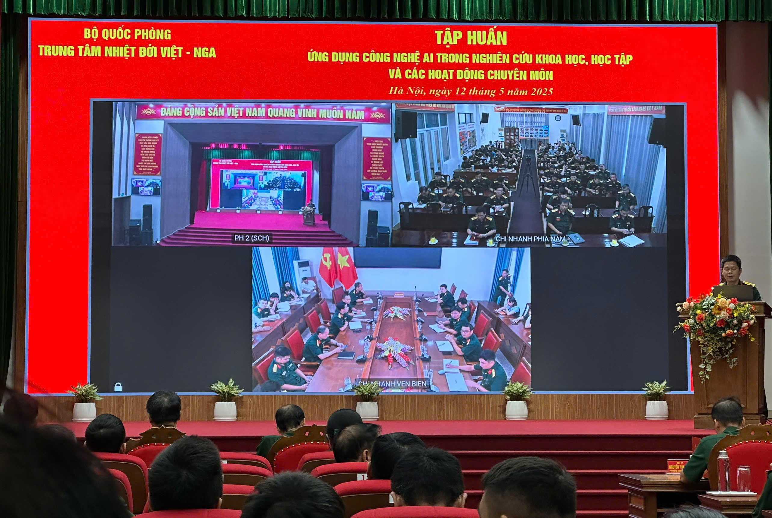 Trung tâm Nhiệt đới Việt - Nga tập huấn ứng dụng công nghệ trí tuệ nhân tạo trong nghiên cứu khoa học, học tập và các hoạt động chuyên môn