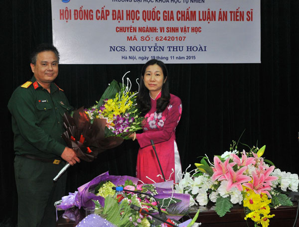Trung tá Nguyễn Thu Hoài – Bảo vệ Luận án Tiến sĩ sinh học